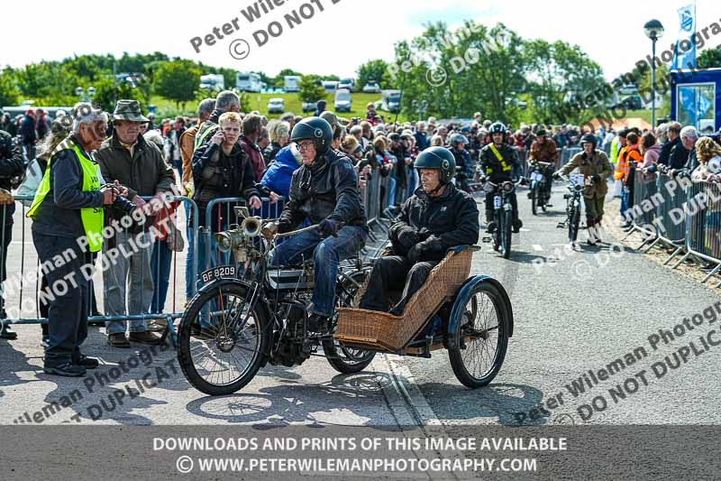 Vintage motorcycle club;eventdigitalimages;no limits trackdays;peter wileman photography;vintage motocycles;vmcc banbury run photographs